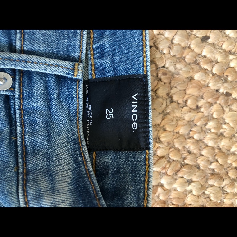 Vince light wash jeans — size 25